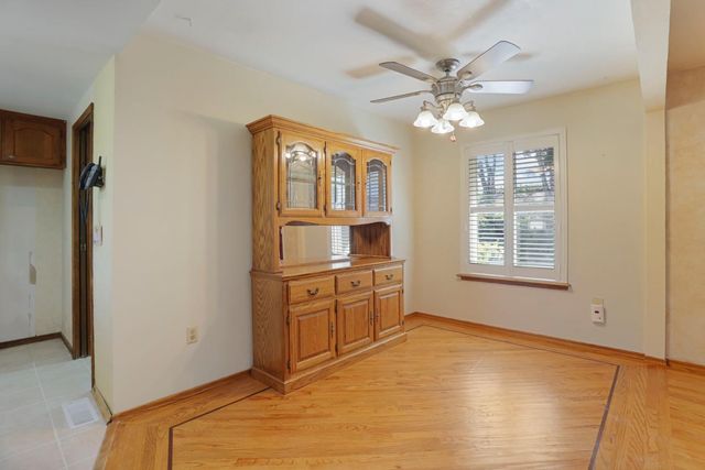 25 Wellington Way, Lodi, CA 95242