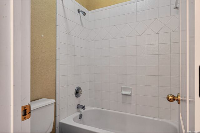 35 Gemsbuck Rise, San Antonio, TX 78258