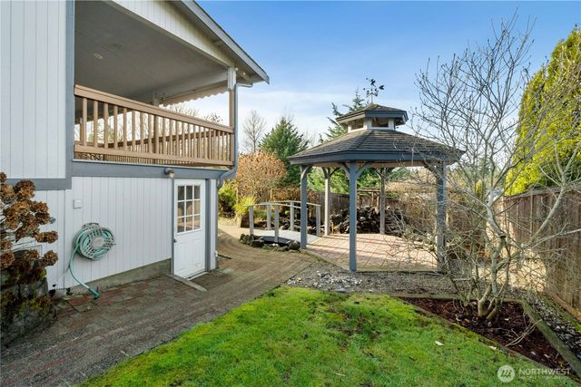 25915 202nd Avenue SE, Covington, WA 98042