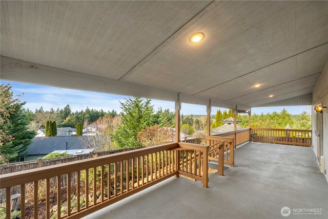 25915 202nd Avenue SE, Covington, WA 98042