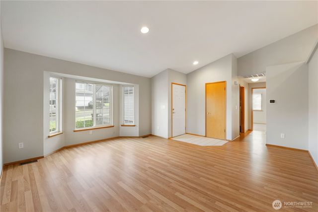 25915 202nd Avenue SE, Covington, WA 98042