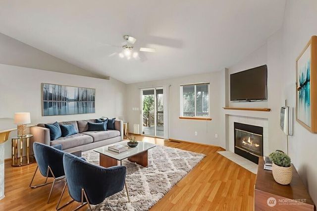 25915 202nd Avenue SE, Covington, WA 98042