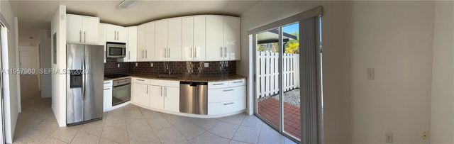 3810 SW 153rd Pl, Miami, FL 33185