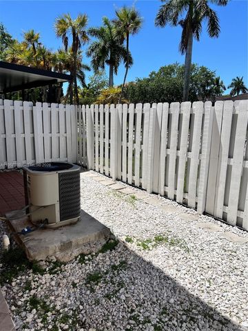 3810 SW 153rd Pl, Miami, FL 33185