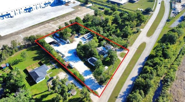 495 Genoa Red Bluff Road, Houston, TX 77034