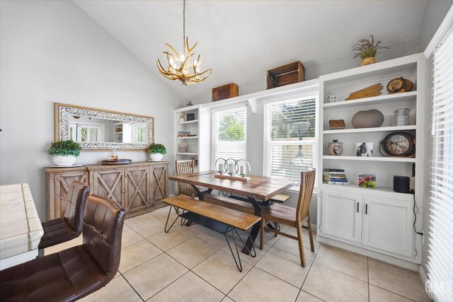 8000 Kroll Way 96, Bakersfield, CA 93311