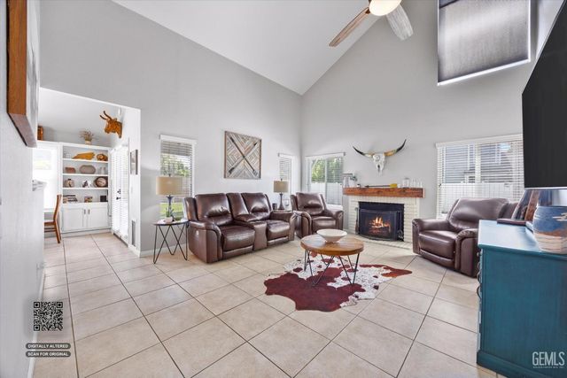 8000 Kroll Way 96, Bakersfield, CA 93311