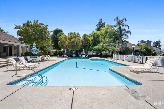 8000 Kroll Way 96, Bakersfield, CA 93311