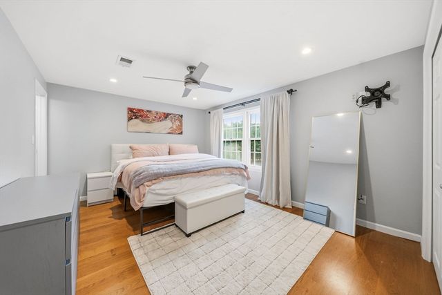 34 Washington Grn 6, Walpole, MA 02032