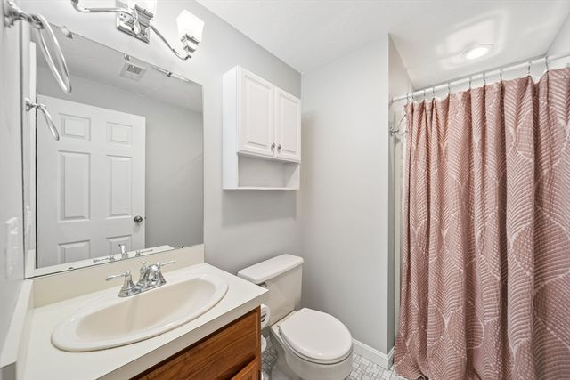 34 Washington Grn 6, Walpole, MA 02032