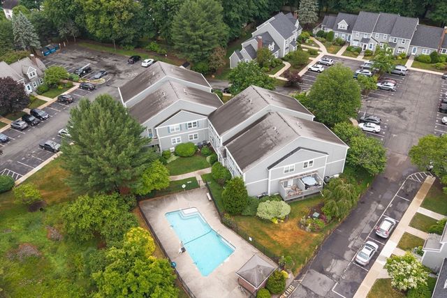 34 Washington Grn 6, Walpole, MA 02032
