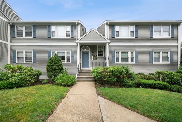 34 Washington Grn 6, Walpole, MA 02032