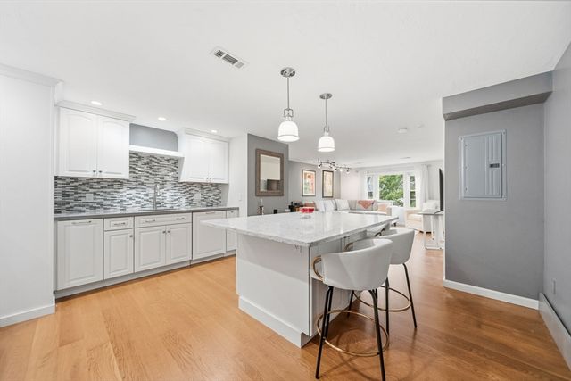 34 Washington Grn 6, Walpole, MA 02032
