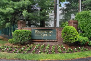 34 Washington Grn 6, Walpole, MA 02032
