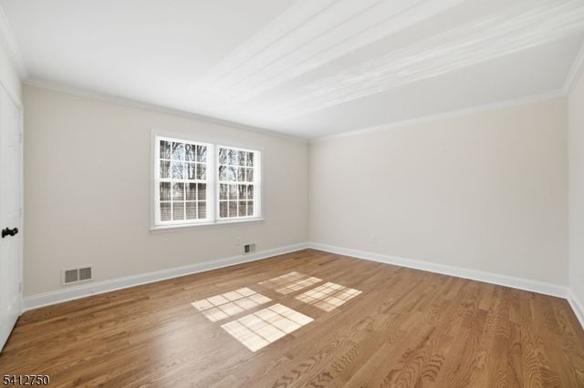 50 Pinewood Cres, Berkeley Heights Twp., NJ 07922