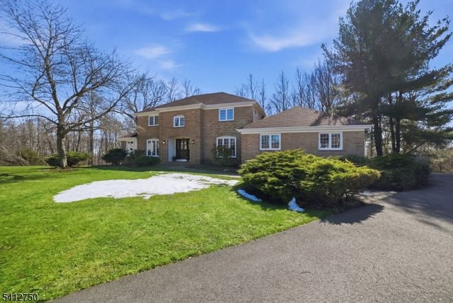 50 Pinewood Cres, Berkeley Heights Twp., NJ 07922