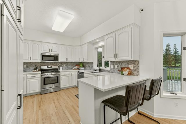 2945 Stonegate Court SW, Rochester, MN 55902