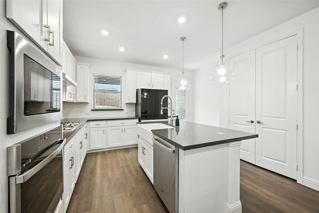 447 Holly Road, Little Elm, TX 75068