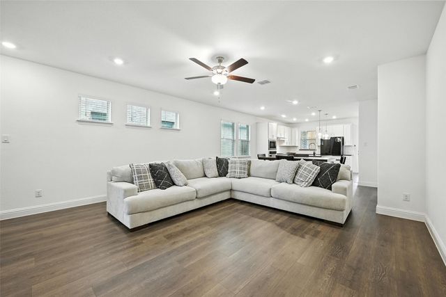 447 Holly Road, Little Elm, TX 75068