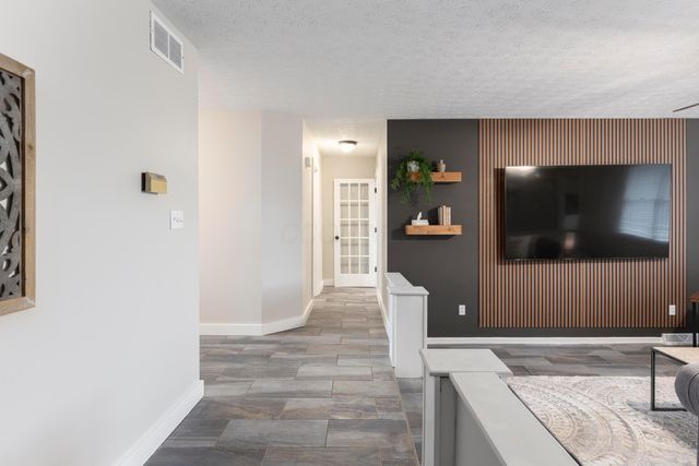 7590 Bevelhymer Road, New Albany, OH 43054