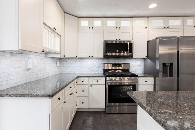 7590 Bevelhymer Road, New Albany, OH 43054