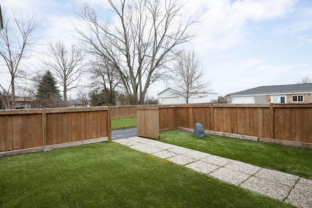 7590 Bevelhymer Road, New Albany, OH 43054