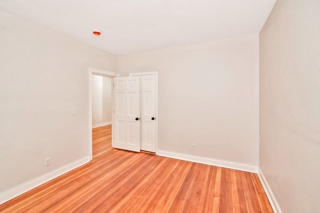 1420 River St 3, Boston, MA 02136