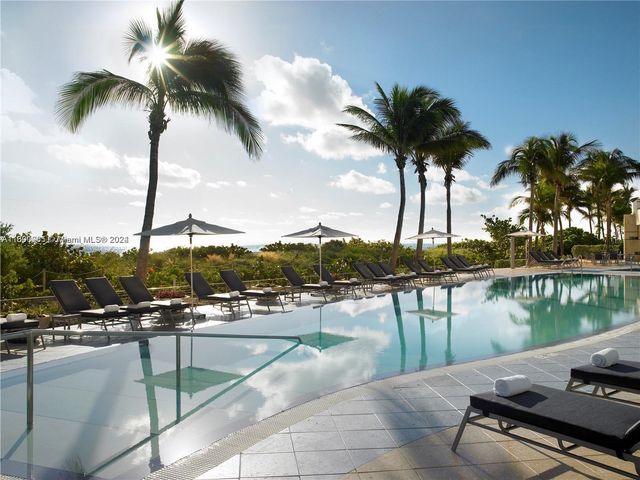 6801 Collins Ave 1215, Miami Beach, FL 33141