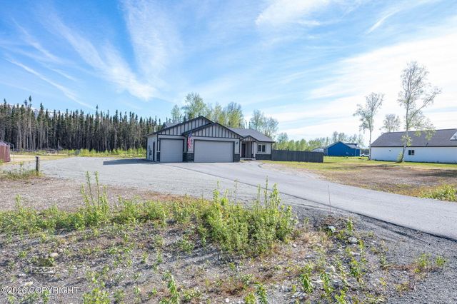 5327 N Suslositna Street, Wasilla, AK 99654