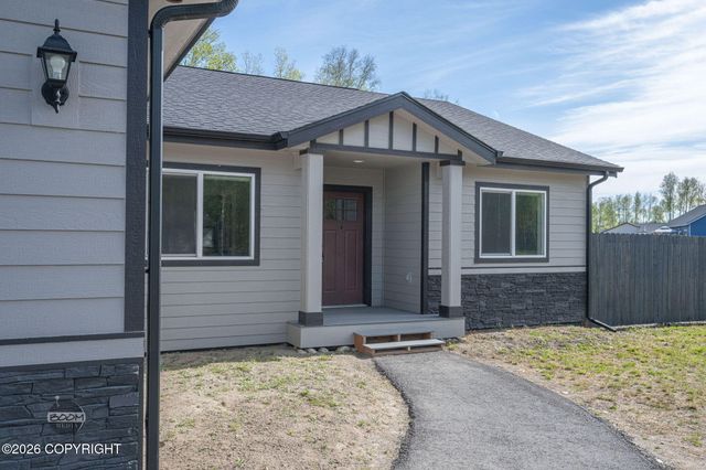5327 N Suslositna Street, Wasilla, AK 99654
