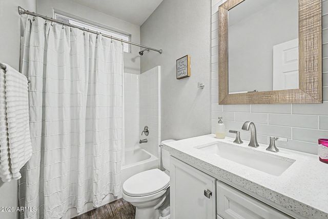 3301 S GOLDFIELD Road 6049, Apache Junction, AZ 85119