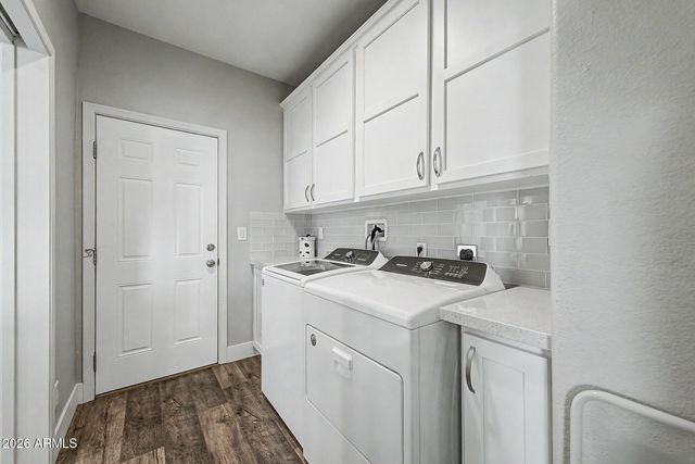 3301 S GOLDFIELD Road 6049, Apache Junction, AZ 85119