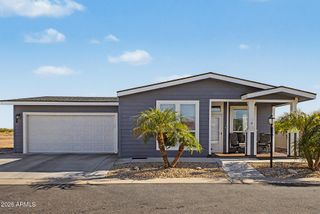 3301 S GOLDFIELD Road 6049, Apache Junction, AZ 85119