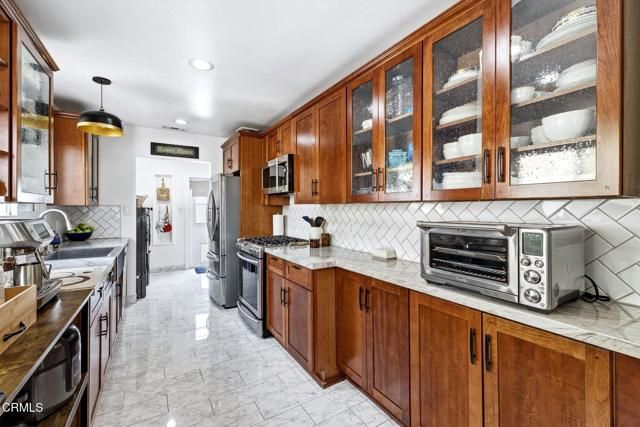 732 Lemon Grove Avenue, Ventura, CA 93003