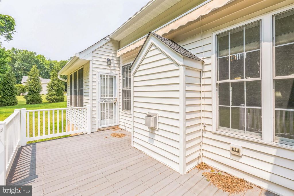 8900 LEONARDO ST, Pomfret, MD 20675