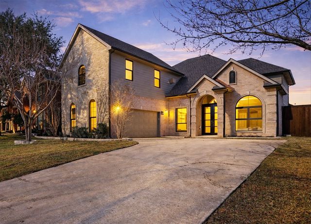 1812 Marble Pass Drive, Flower Mound, TX 75028