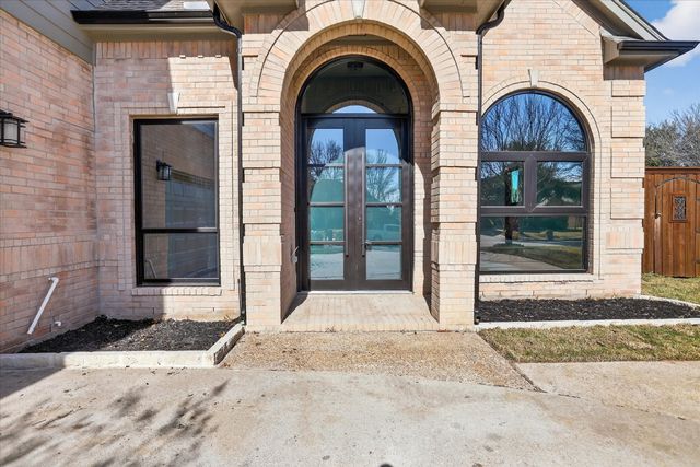 1812 Marble Pass Drive, Flower Mound, TX 75028