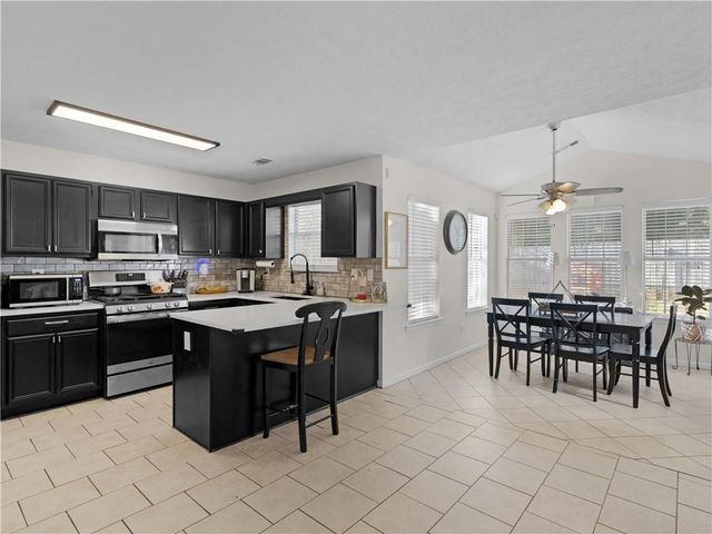 209 Brannans Walk, Mcdonough, GA 30253