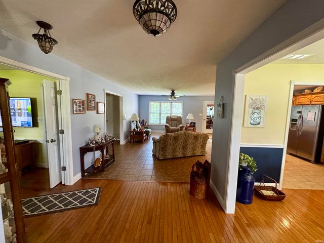 230 New Sandpit Acres, Bedford, IN 47421