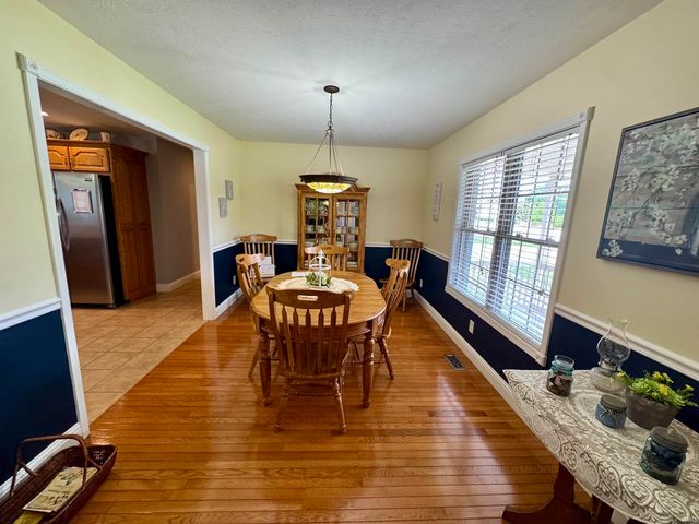 230 New Sandpit Acres, Bedford, IN 47421