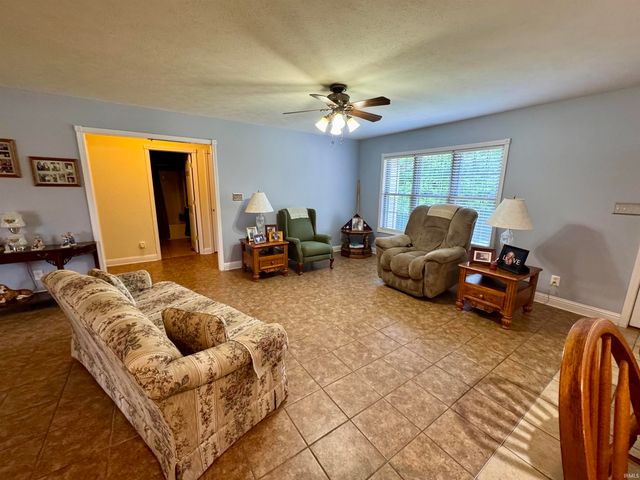 230 New Sandpit Acres, Bedford, IN 47421