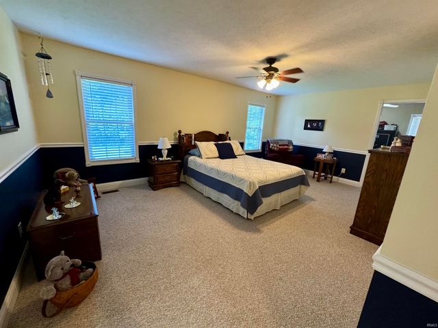 230 New Sandpit Acres, Bedford, IN 47421