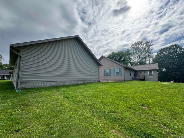 230 New Sandpit Acres, Bedford, IN 47421