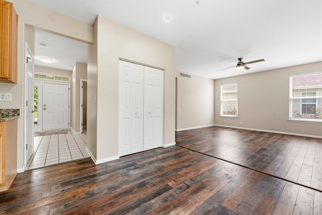 32804 Bending Creek Road, Lakemoor, IL 60051