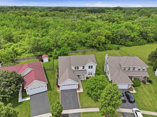 32804 Bending Creek Road, Lakemoor, IL 60051