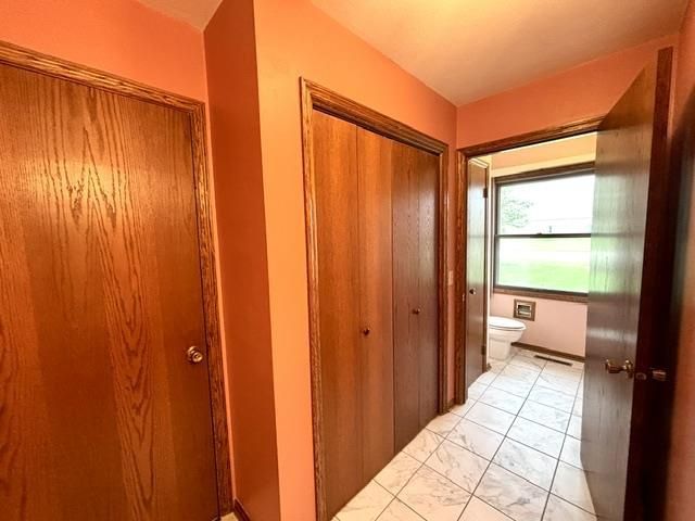 226 Beechwood Drive, Janesville, WI 53548