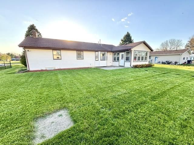 226 Beechwood Drive, Janesville, WI 53548