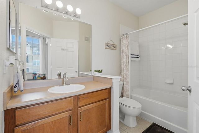 8201 CLAIRE ANN DRIVE 203, Orlando, FL 32825