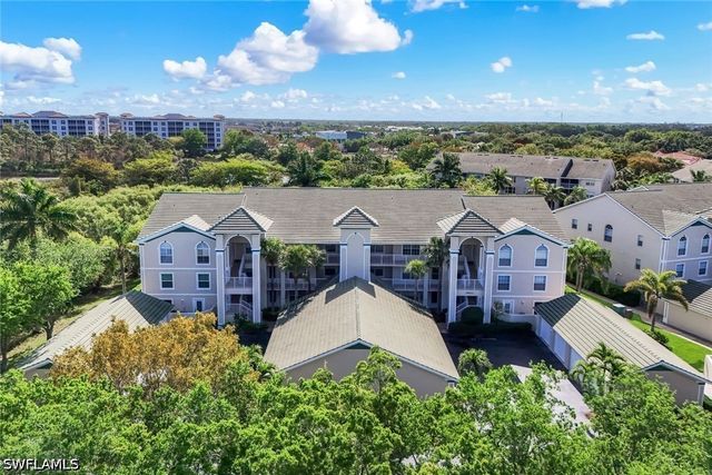 28851 Bermuda Lago CT 304, Bonita Springs, FL 34134