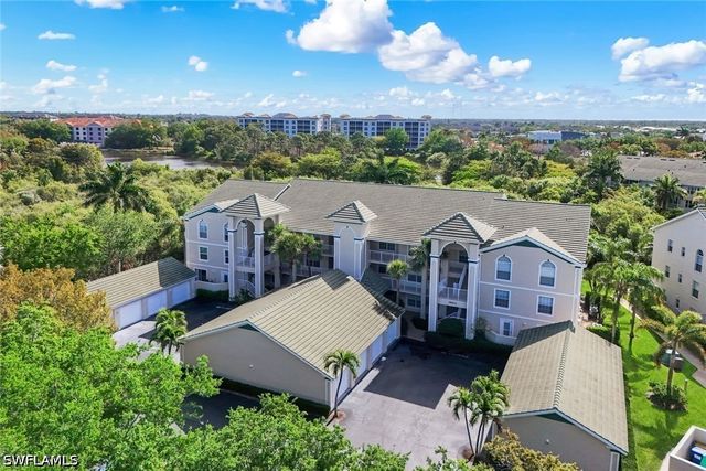 28851 Bermuda Lago CT 304, Bonita Springs, FL 34134